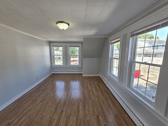 3rd image of 3 Highland St #8