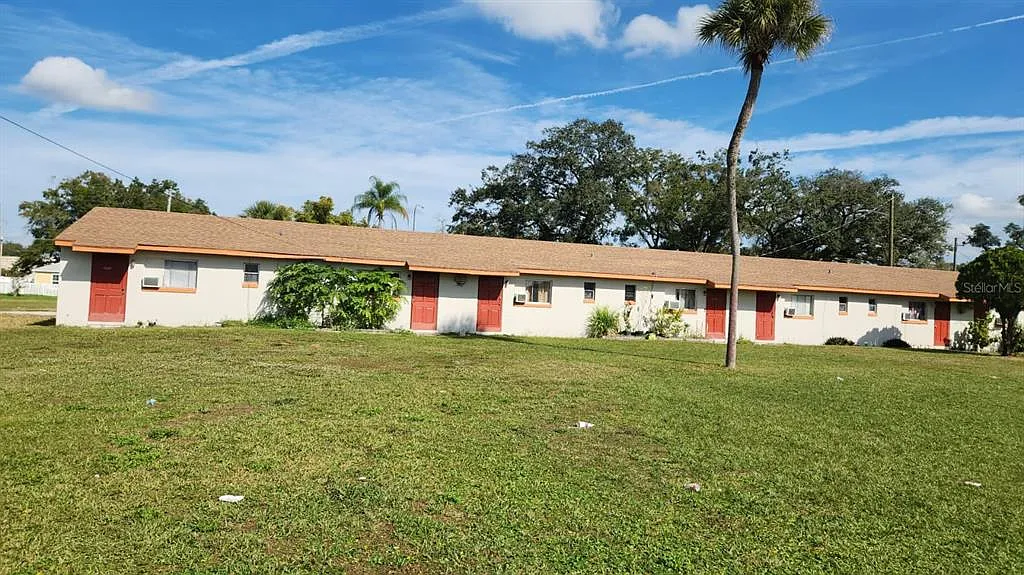1 bed, 1.0 bath, 500 sqft, $950 — Photo 1