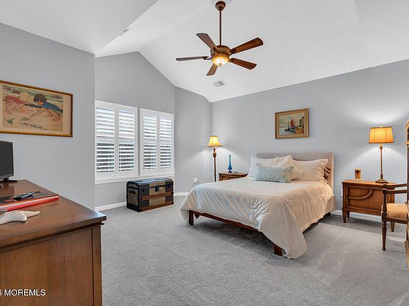 4th image of 22 Island Breeze Court