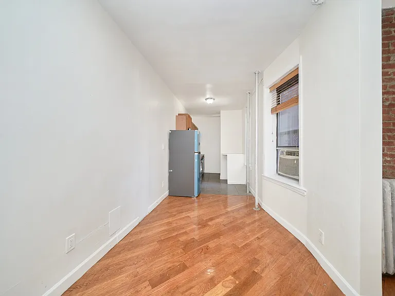 370 Fort Washington Ave #403 — Photo 9