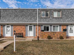 435 Peterson St, Iowa City, IA 52245