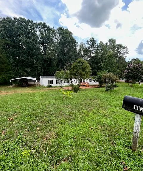 113 Deer Track Ln — Photo 2