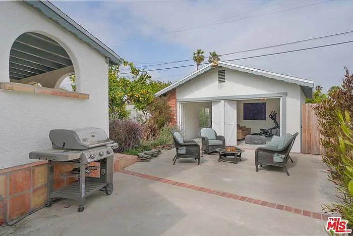 6322 S Harcourt Ave — Photo 19