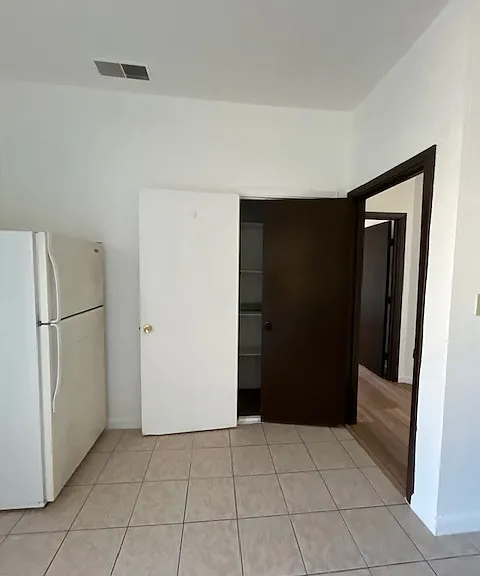 446-450 S 2nd St #450-B — Photo 8