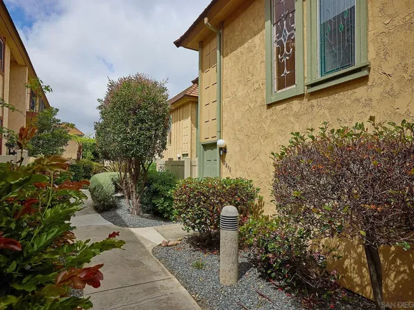 7890 Hummingbird Ln, San Diego, CA 92123