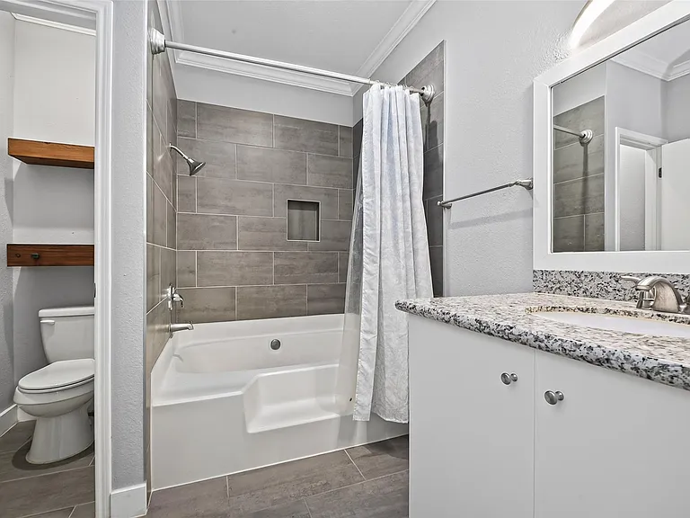 3780 Tanglewilde St #309 — Photo 23