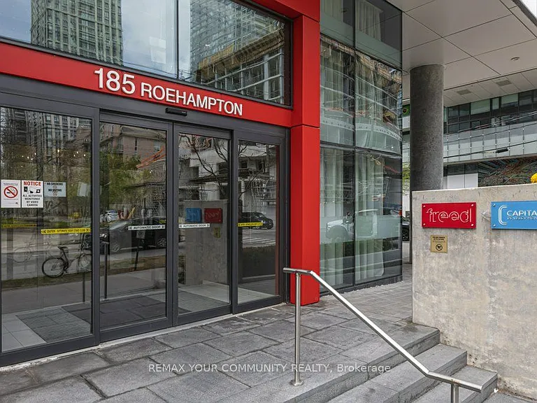 185 Roehampton Ave #1312 — Photo 2