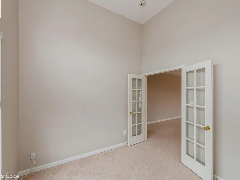 25340 Lake Mist Sq #301 — Photo 8