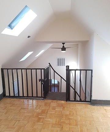 3rd image of 1628 N Washtenaw Ave #2
