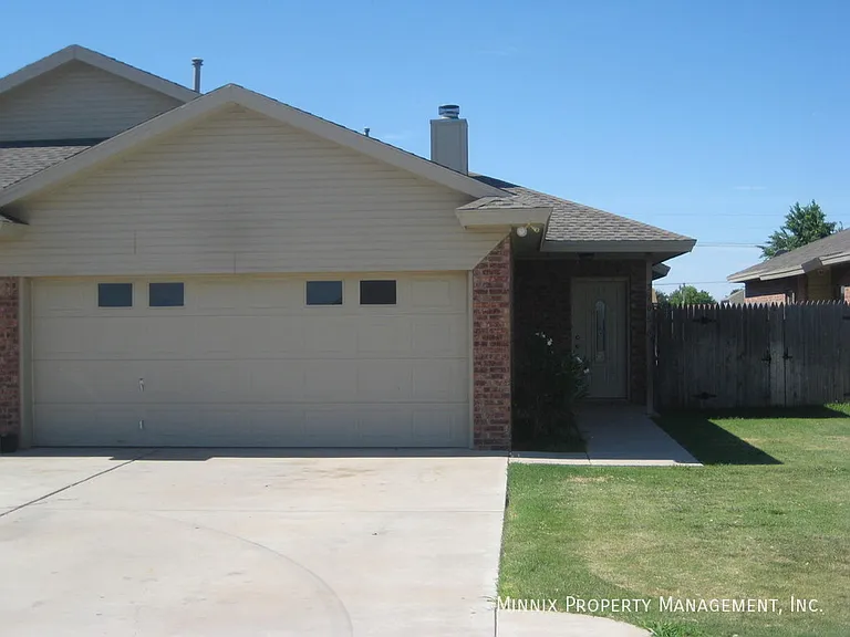 5705 Fordham St #B — Photo 4