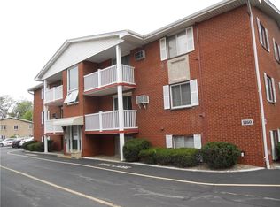 1160-7 Indian Church Rd, West Seneca, NY 14224