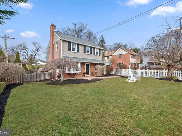 230 Lowrys Ln, Bryn Mawr, PA 19010