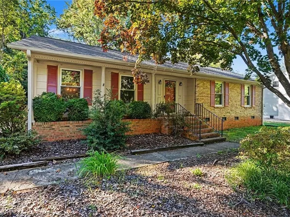 5311 Bennington Dr, Greensboro, NC 27410