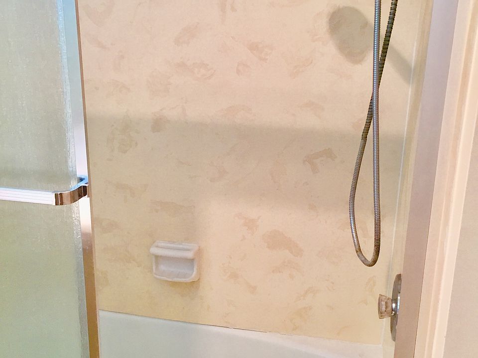 Tub / Shower
