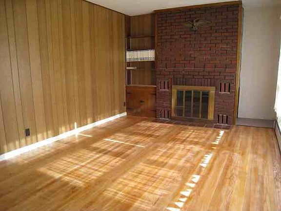 4th image of 45 Sheridan St
