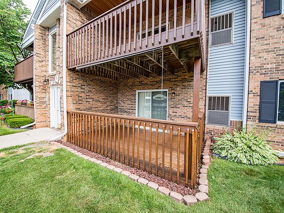 3rd image of 1659 Shoemaker Dr #138