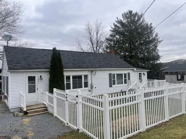 2801 Cold Springs Rd, Huntingdon, PA 16652