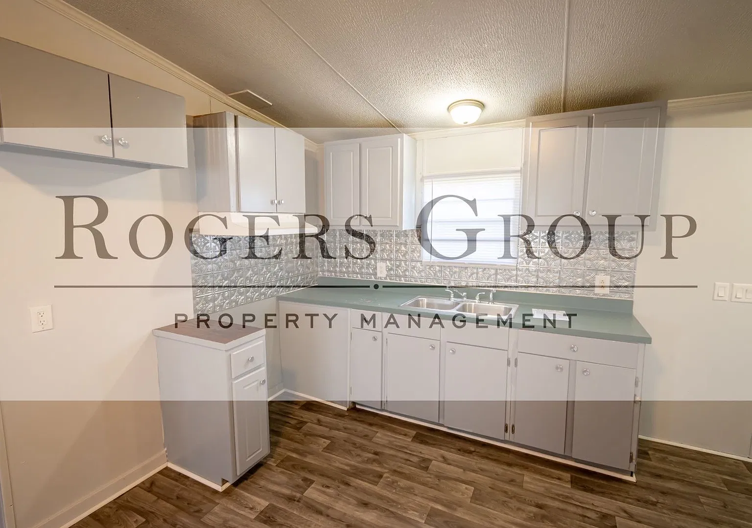 388 S Chavis Rd — Photo 2
