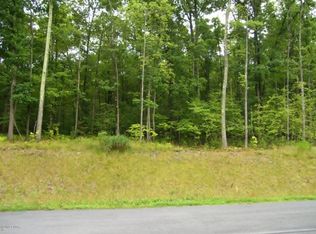 143 Wedgewood Dr, Hawley, PA 18428