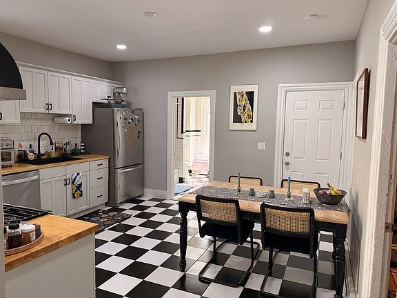 3rd image of 42 Hudson St #1