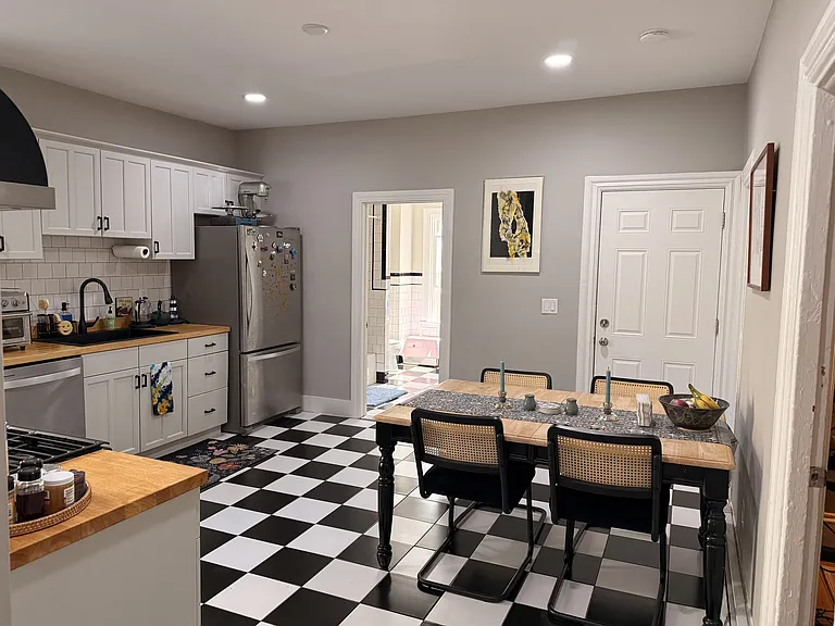 42 Hudson St #1 — Photo 2