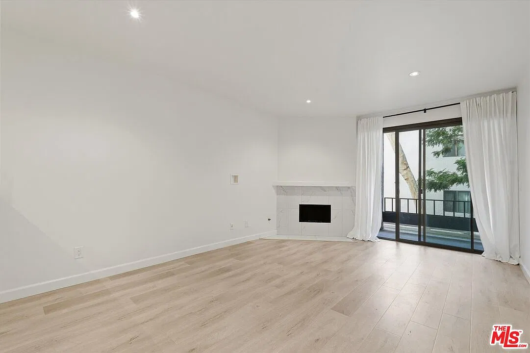 1 bed, 1.0 bath, 686 sqft, $3,100 — Photo 3