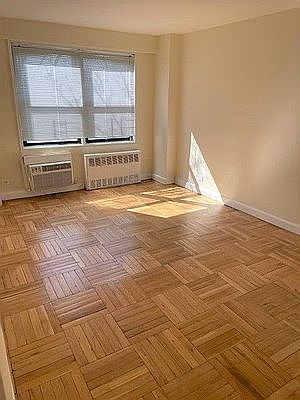 5th image of 12360 83rd Ave APT 3N