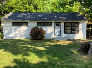 212 Meadow Dr, Gastonia, NC 28054