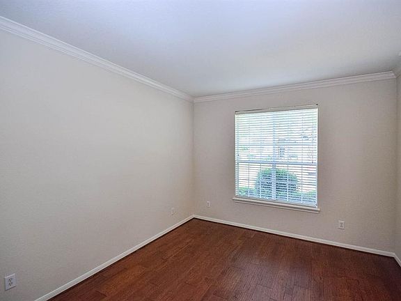 3rd image of 3911 Breaux Bridge Ln