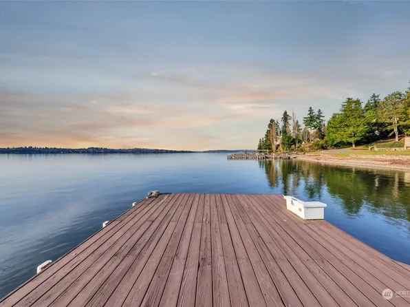 3267 Evergreen Point Road, Medina, WA 98039