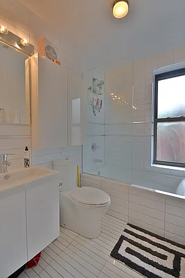 Rented by Bold New York | media 16