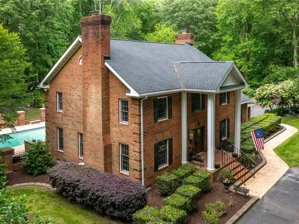 516 Peaceful Rd, Chesapeake, VA 23322