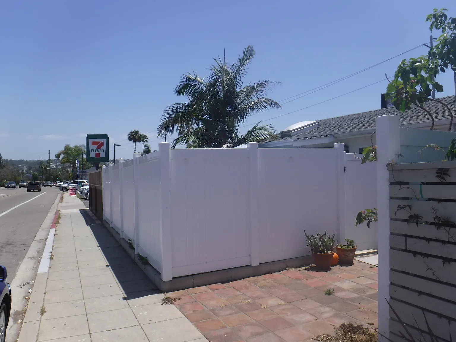 2255 Garnet Ave — Photo 3