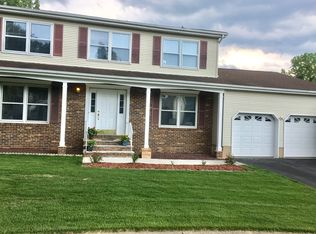 11 Rene Ct, Wayne, NJ 07470