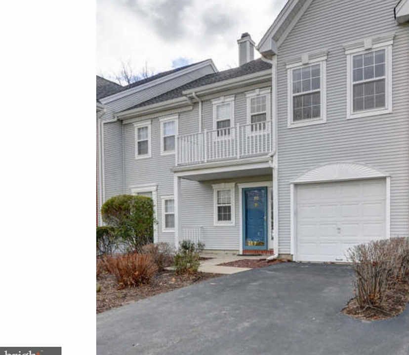 1st image of 305 Pebble Creek Ct