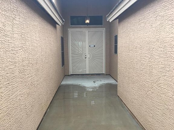 5th image of 23127 N 103rd Ln