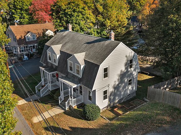 4th image of 6 Border St #6