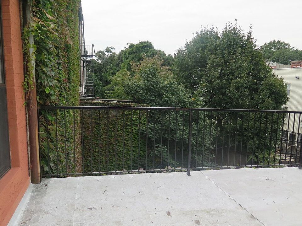 1st image of 131 Hancock St APT 3B