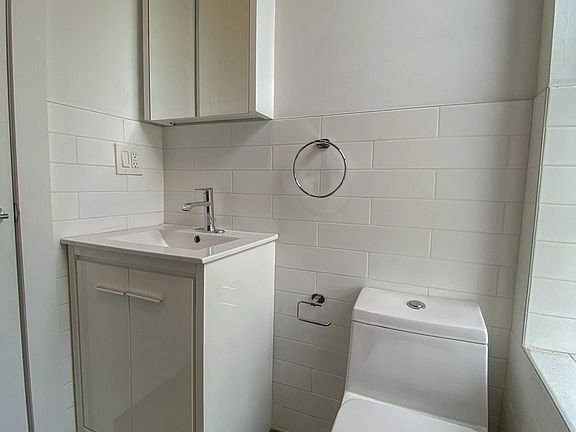 5th image of 500 W 146th St #3N