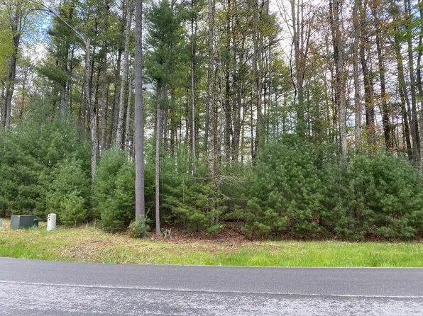 1076 Edward Dr, Daniels, WV 25832