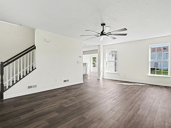 5th image of 222 Indian Lake Dr