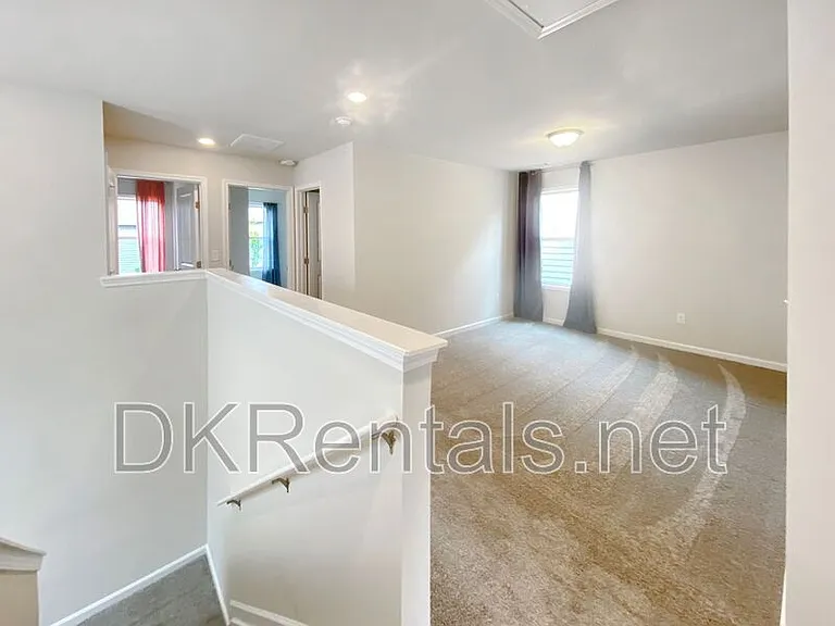 213 Auburn Station Dr — Photo 10