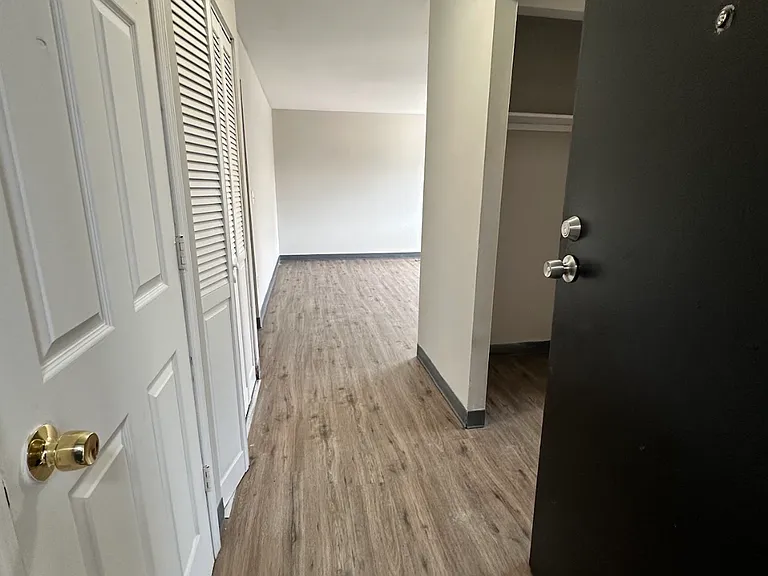 1712 N James H McGee Blvd — Photo 4