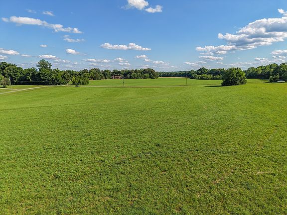 2nd image of 5 Poplar Ridge Rd