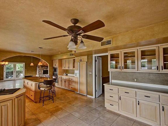 4th image of 23214 N Country Club Trl