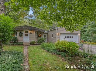 5422 Newago Trl, New Era, MI 49446