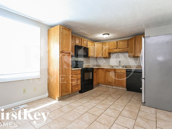 4th image of 11417 Stoeppelwerth Dr