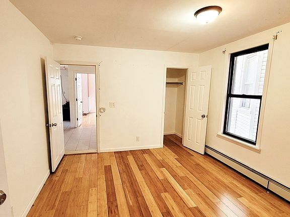 3rd image of 1122 Avenue P APT 3