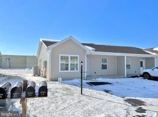 26 Pacific Ave, Milroy, PA 17063