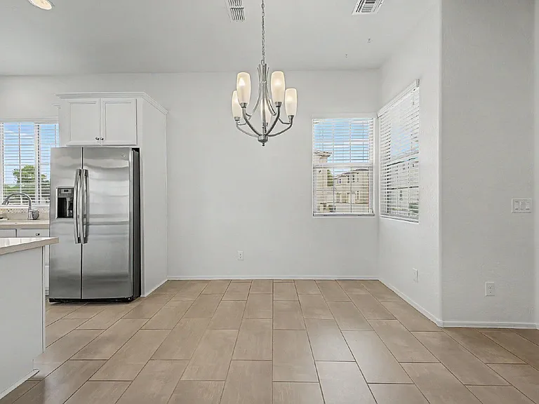 2540 N 149th Ave — Photo 11